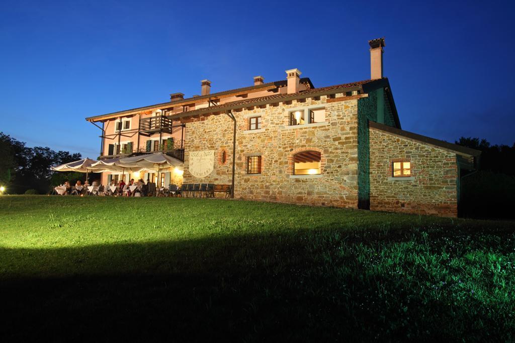 Agriturismo Scacciapensieri 부트리오 외부 사진